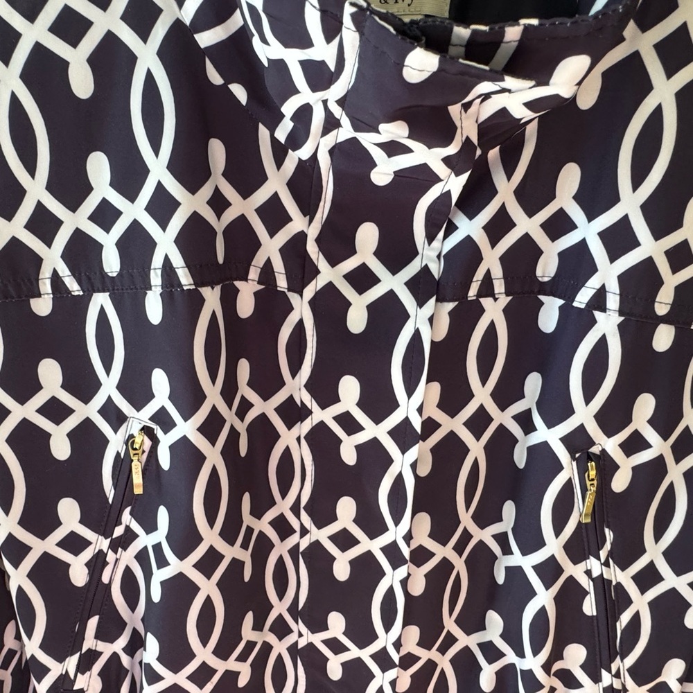 Crown and Ivy Navy and White Patterned Jacket- NWOT-Large - Picture 7 of 11
